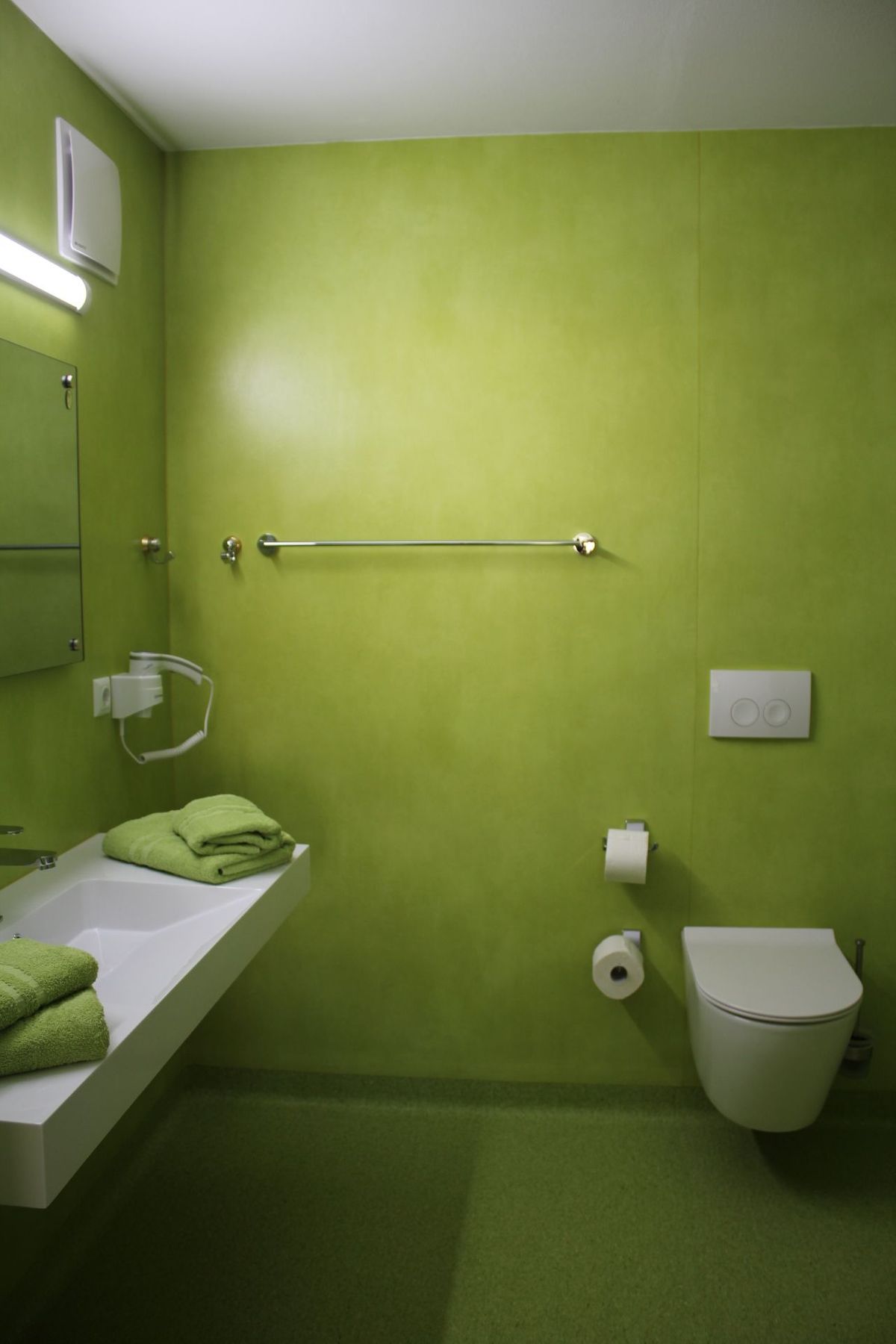Bad Zweibettzimmer
